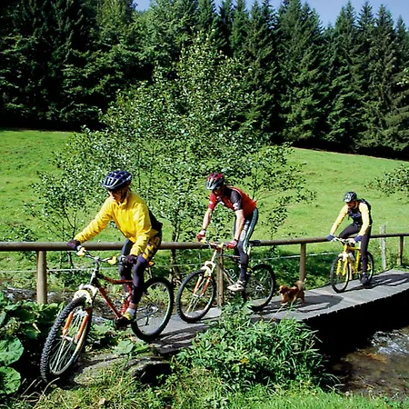 Affittacamere Gaestehaus Stolzenberg Hallenberg