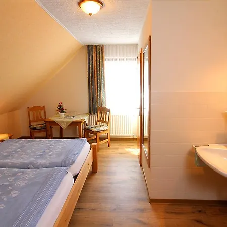 Gaestehaus Stolzenberg 3*